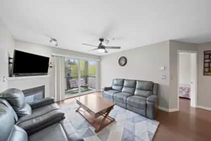 207 12083 92a Avenue, Surrey, BC, Surrey — Apartment/Condo for sale