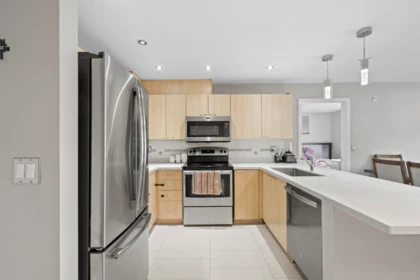 Primary Bedroom Photo of 207 12083 92a Avenue, Surrey, BC