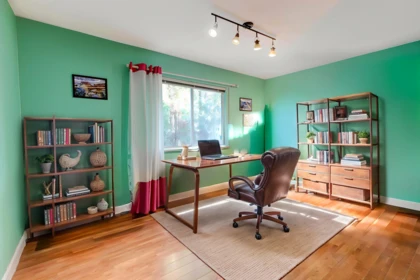 Breakfast Nook Photo of 14961 86a Avenue, Surrey, BC