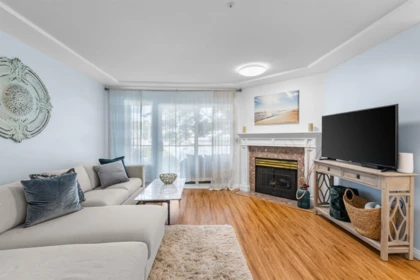 206 20433 53 Avenue, Langley, BC, Langley — Apartment/Condo for sale