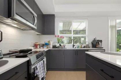 Breakfast Nook Photo of 28 1502 Mccallum Road, Abbotsford, BC