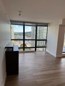 1804 2959 Glen Drive, Coquitlam, BC, Coquitlam — Apartment/Condo for sale