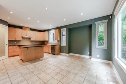 Kitchen Island Photo of 14650 61a Avenue, Surrey, BC