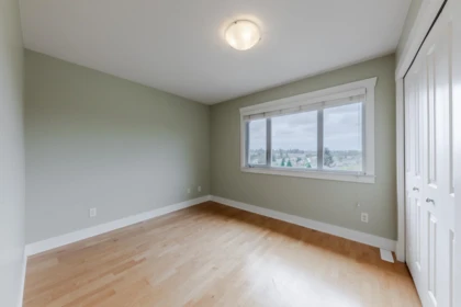 Kitchen Photo of 14650 61a Avenue, Surrey, BC