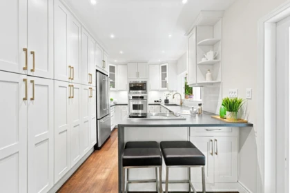 Kitchen Island Photo of 4245 Nautilus Close, Vancouver, BC