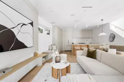 Kitchen Photo of 1 2124 E 8 Avenue, Vancouver, BC