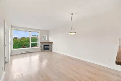 323 4500 Westwater Drive, Richmond, BC, Richmond — Apartment/Condo for sale