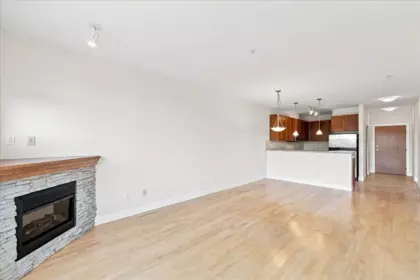 Kitchen Island Photo of 323 4500 Westwater Drive, Richmond, BC