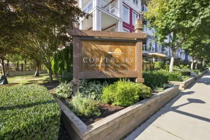 323 4500 Westwater Drive, Richmond, BC, Richmond — Apartment/Condo for sale