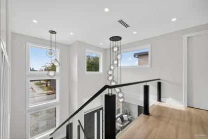 Basement Recreation Room Photo of 15363 94 Avenue, Surrey, BC