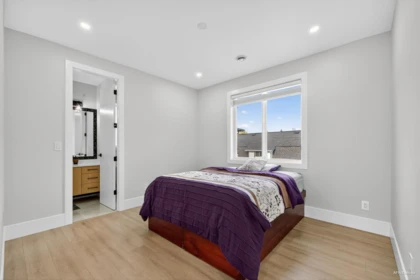Mudroom Photo of 15363 94 Avenue, Surrey, BC