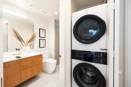 Walk-In Closet Photo of 2 2995 Adanac Street, Vancouver, BC