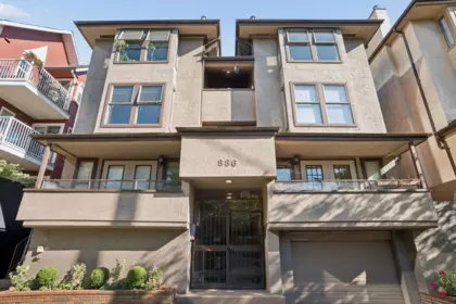 Family Room Photo of 3 886 Broughton Street, Vancouver, BC