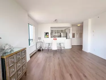 Dining Area Photo of 803 1438 W 7th Avenue, Vancouver, BC