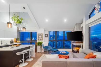 Entry Foyer Photo of 2101 1238 Seymour Street, Vancouver, BC