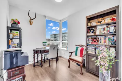 Loft / Bonus Room Photo of 1503 5599 Cooney Road, Richmond, BC