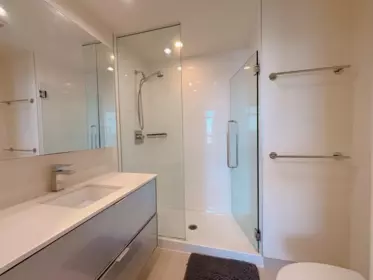 Primary Bathroom Photo of 1501 1308 Hornby Street, Vancouver, BC
