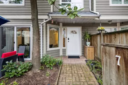 7 848 W 16th Street, North Vancouver, BC, North Vancouver — Townhouse for sale