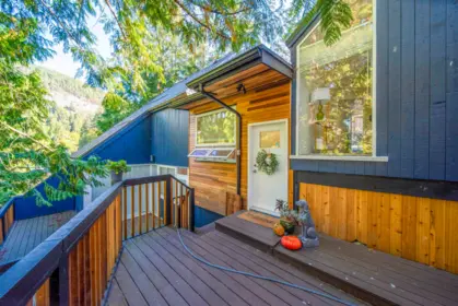 5791 Telegraph Trail, West Vancouver, BC, West Vancouver — Single Family Residence for sale