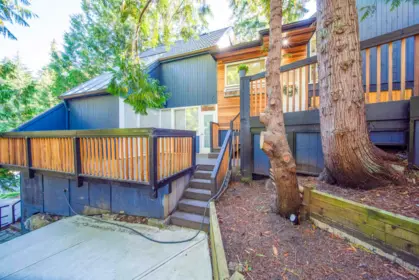 5791 Telegraph Trail, West Vancouver, BC, West Vancouver — Single Family Residence for sale