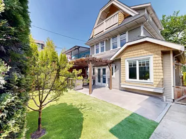 1338 E 23rd Avenue, Vancouver, BC, Vancouver — Half Duplex for sale