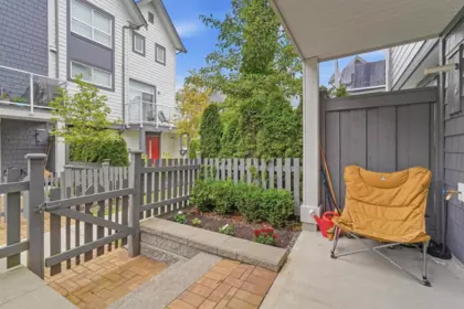 Garden / Landscaping Photo of 23 23785 Dewdney Trunk Road, Maple Ridge, BC