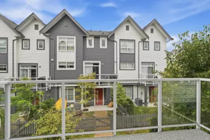 Outdoor Patio Photo of 23 23785 Dewdney Trunk Road, Maple Ridge, BC