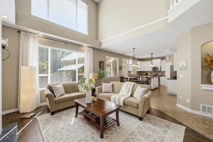 Dining Area Photo of 24070 Hill Avenue, Maple Ridge, BC