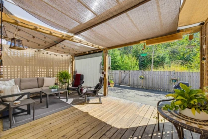 Front Yard Photo of 24070 Hill Avenue, Maple Ridge, BC