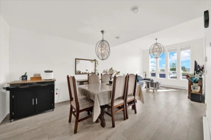 Kitchen Photo of 6 1209 Fourth Avenue, New Westminster, BC