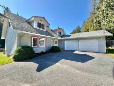 Backyard Photo of 1073 Grandview Road, Gibsons, BC