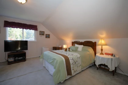 Entry Foyer Photo of 1073 Grandview Road, Gibsons, BC