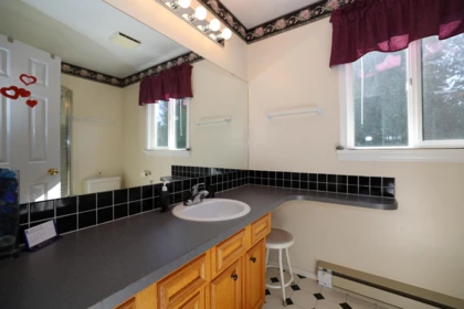 Laundry Room Photo of 1073 Grandview Road, Gibsons, BC