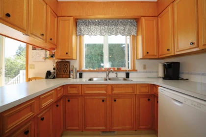 Powder Room Photo of 1073 Grandview Road, Gibsons, BC