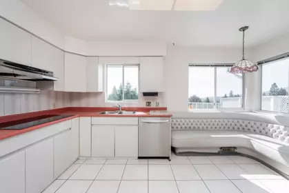 Loft / Bonus Room Photo of 741 Montroyal Boulevard, North Vancouver, BC