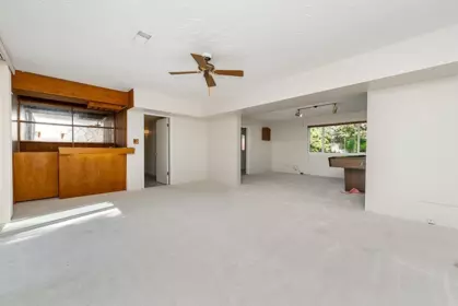 Walk-In Closet Photo of 741 Montroyal Boulevard, North Vancouver, BC