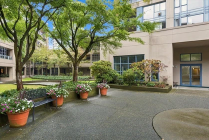 Swimming Pool Photo of 603 183 Keefer Place, Vancouver, BC