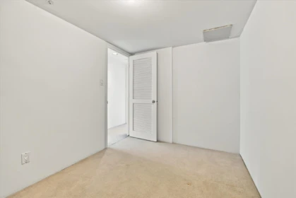 Walk-In Closet Photo of 603 183 Keefer Place, Vancouver, BC