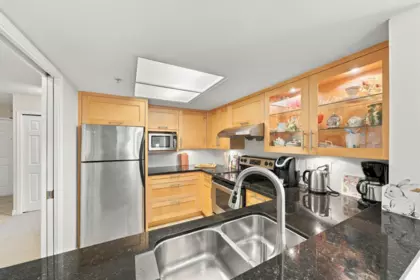 Dining Area Photo of 904 200 Newport Drive, Port Moody, BC