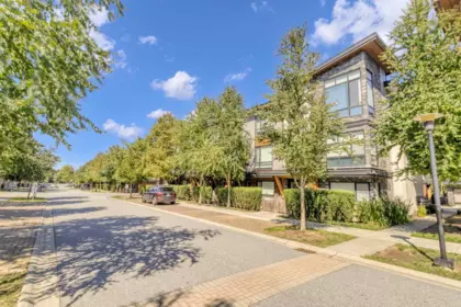 Kitchen Photo of 58 16488 64 Avenue, Surrey, BC