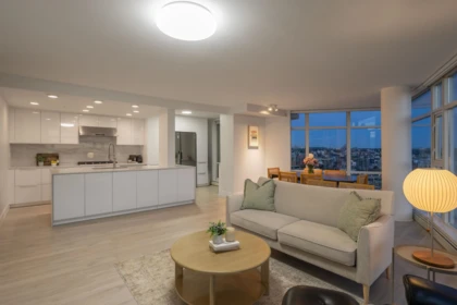 Dining Area Photo of 2607 198 Aquarius Mews, Vancouver, BC