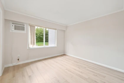 Bedroom 2 Photo of 129 32691 Garibaldi Drive, Abbotsford, BC