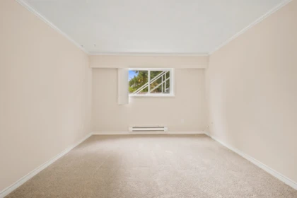 Laundry Room Photo of 129 32691 Garibaldi Drive, Abbotsford, BC