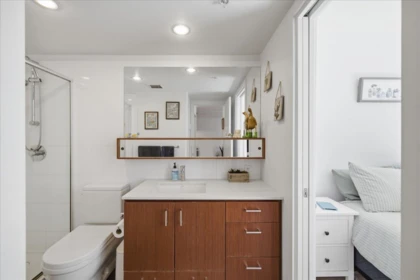 Guest Bathroom Photo of 102 221 E 3rd Street, North Vancouver, BC