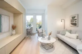 426 2471 St. George Street, Vancouver, BC