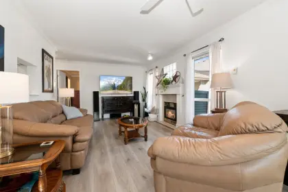 403 9165 Broadway Street, Chilliwack, BC, Chilliwack — Apartment/Condo for sale