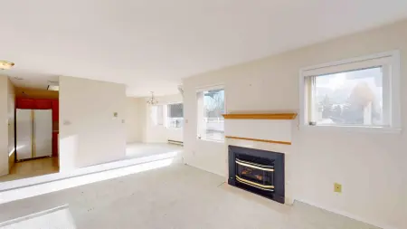 214 13965 16 Avenue, Surrey, BC, Surrey — Apartment/Condo for sale