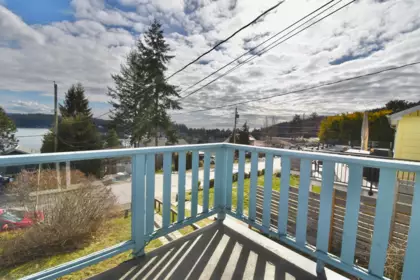 545 Sargent Road, Gibsons, BC, Gibsons — Single Family Residence for sale