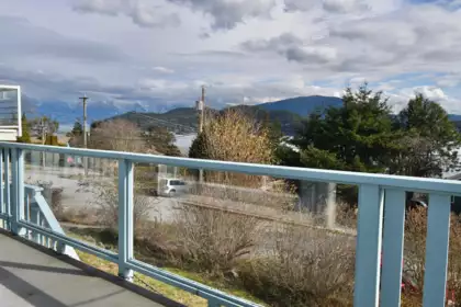 545 Sargent Road, Gibsons, BC, Gibsons — Single Family Residence for sale