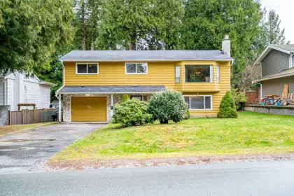 4600 209a Street, Langley, BC, Langley — Single Family Residence for sale